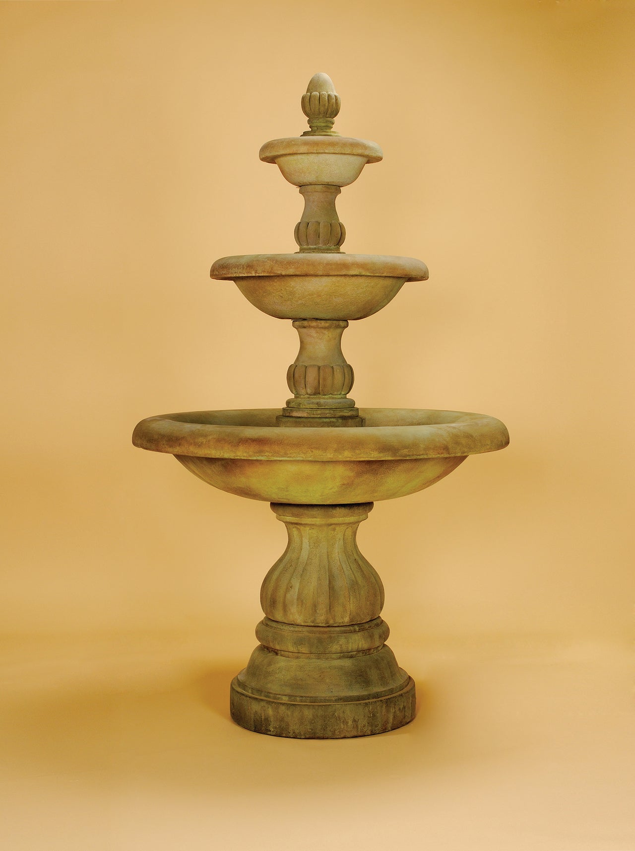 Isola Three-Tier Outdoor Cast Stone Garden Fountain – Italian-Inspired Elegance with Timeless Design
