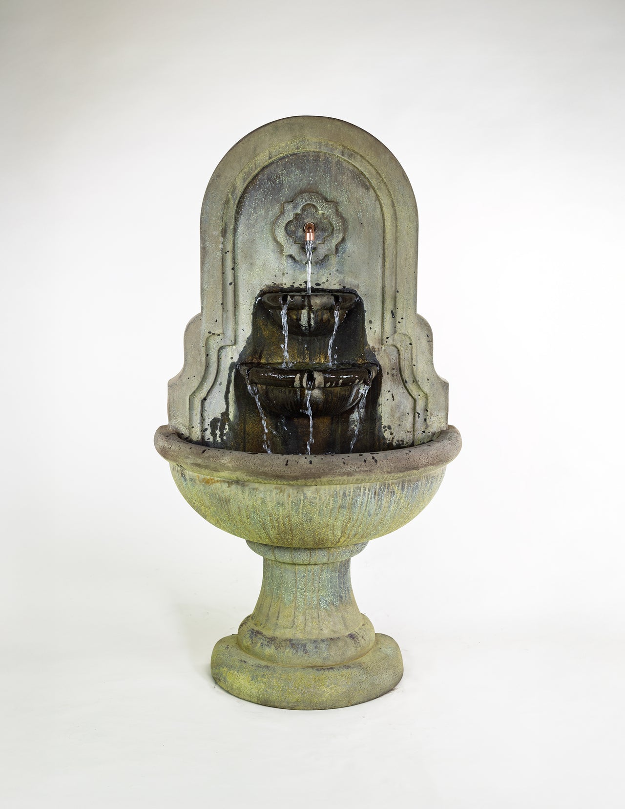 Giannini Vienne Wall Fountain – Timeless Elegance with Cascading Tranquility