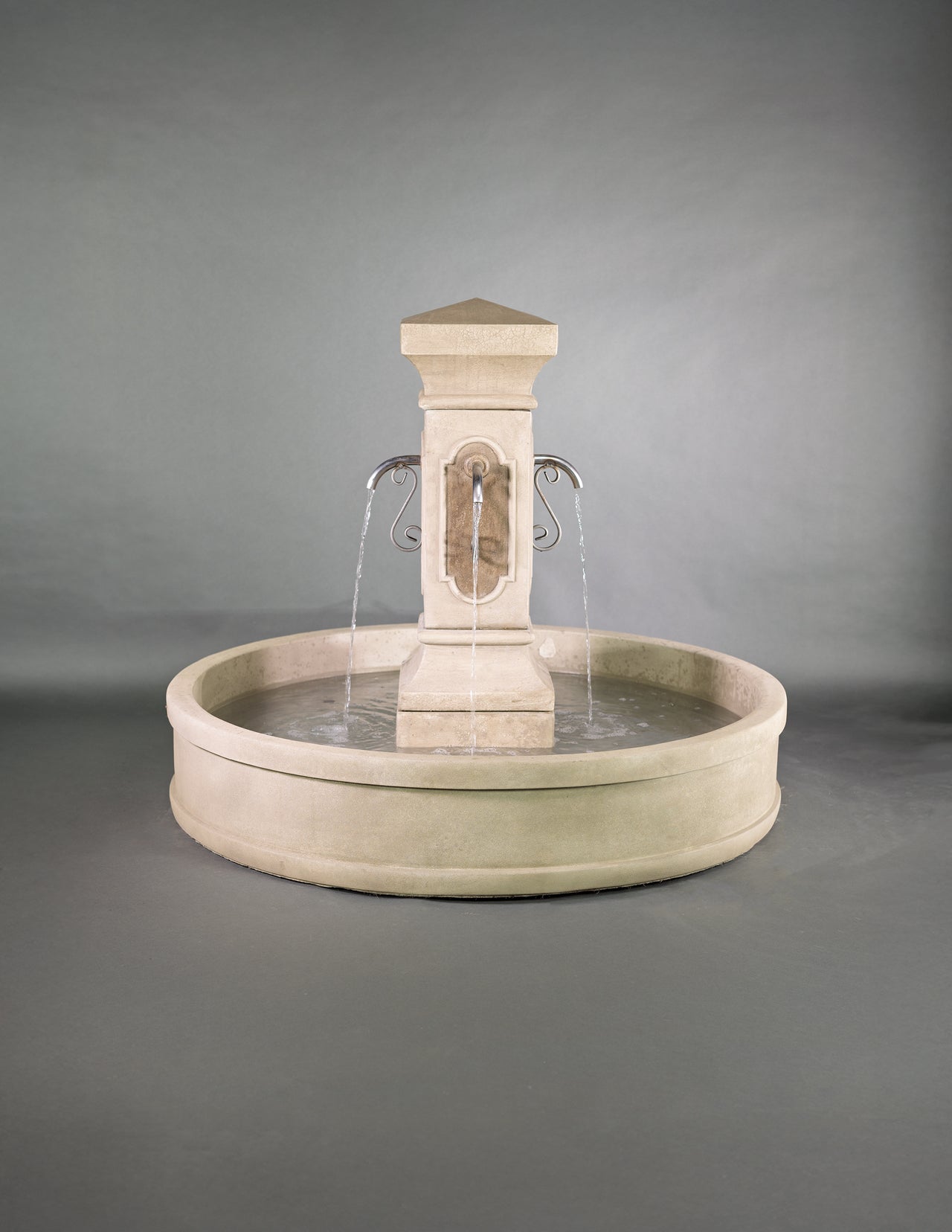 San Pietro Malibu Pond Fountain with Rustic Iron Spouts in Two Tone Finish