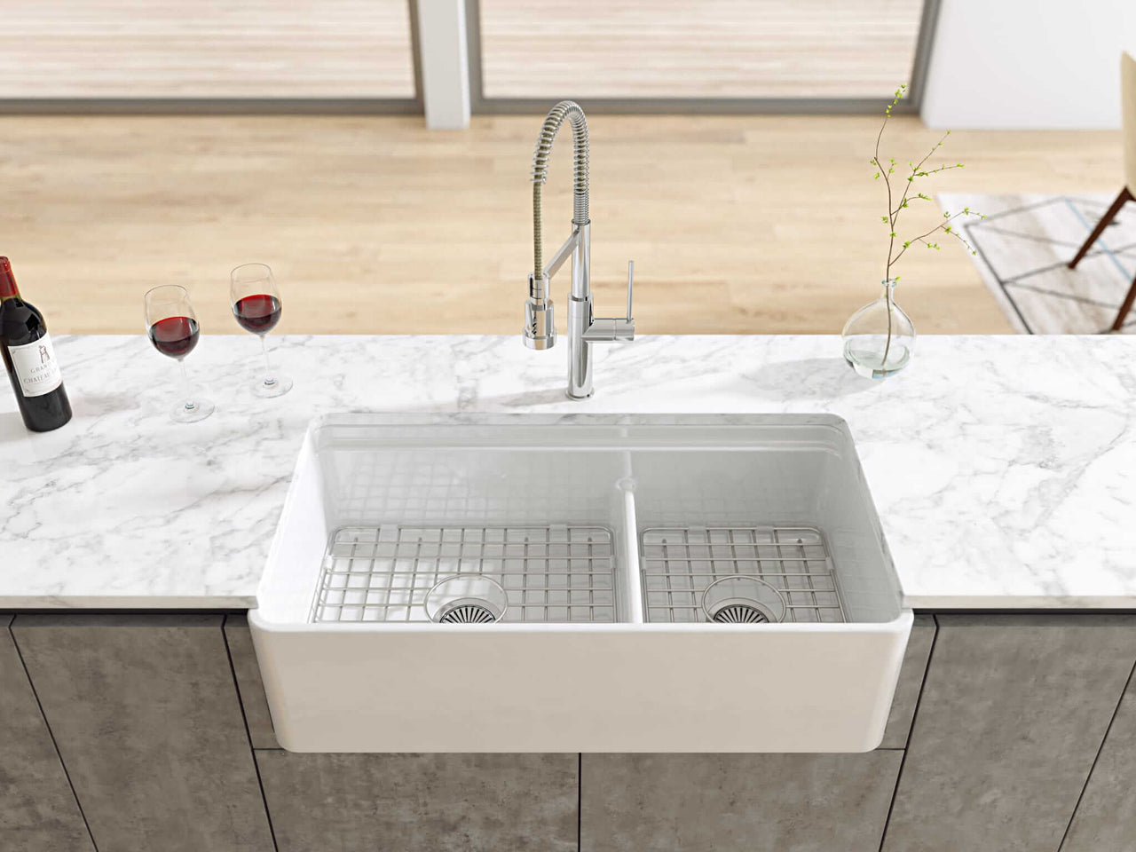 LaToscana 36" Double-Bowl Reversible Fireclay Farmhouse Kitchen Sink in White