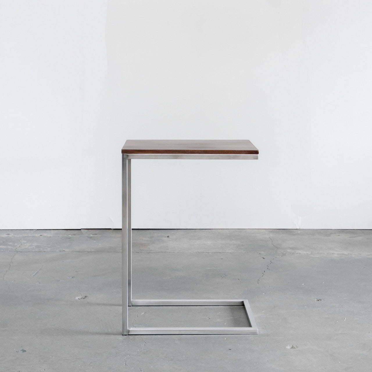 Gingko Soho Laptop End Table End Table Gingko Light Walnut 