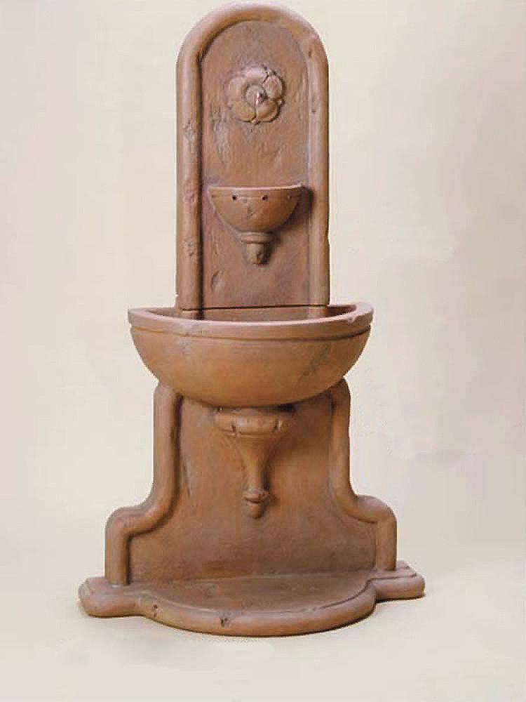 Augustana Wall Cast Stone Outdoor Garden Fountain Fountain Tuscan 