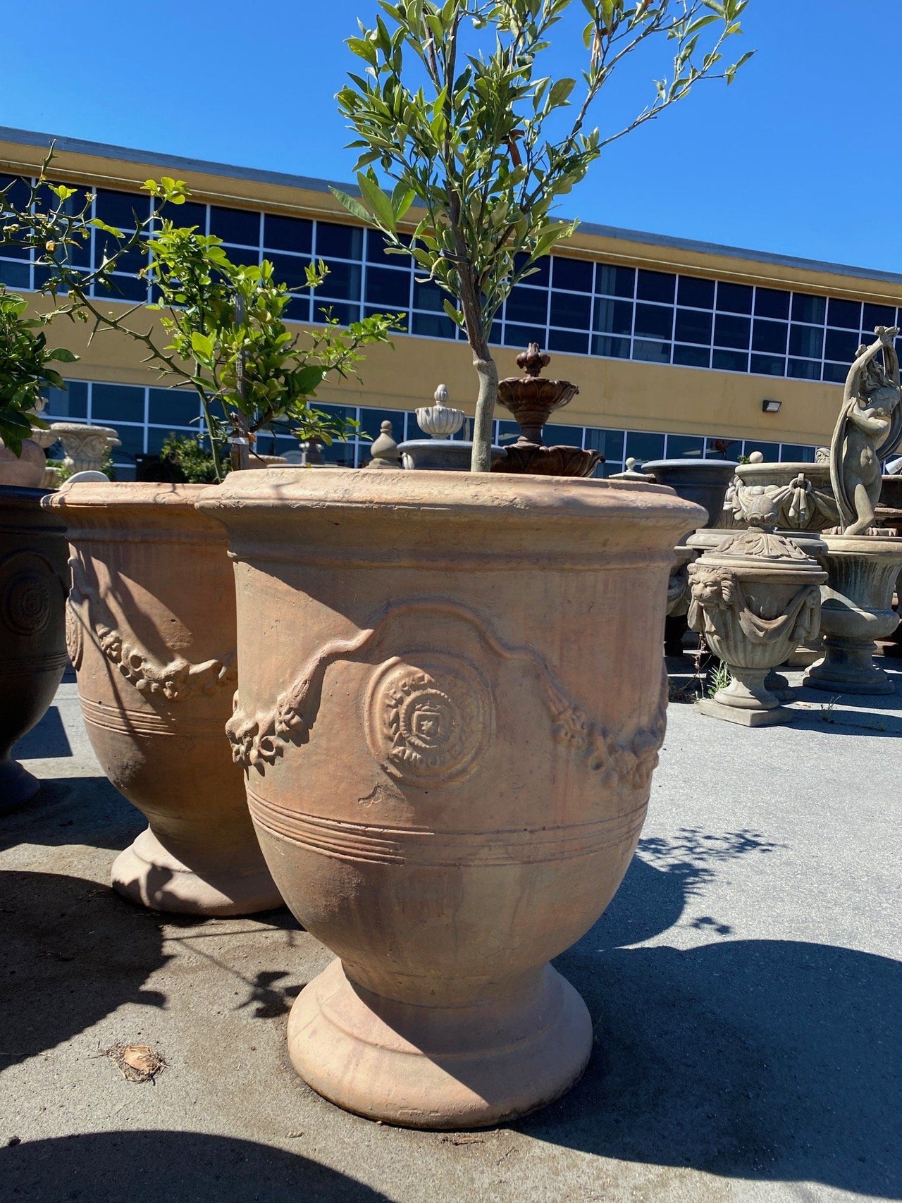 Anduze Pot Medium Outdoor Cast Stone Planter Planter Tuscan 