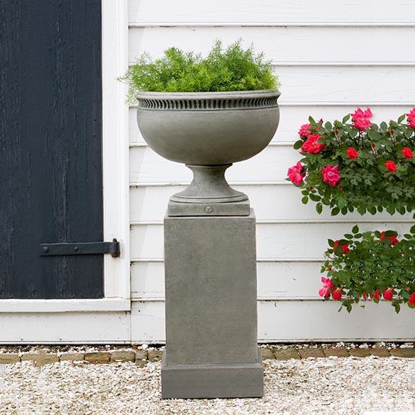 Campania International Cast Stone Williamsburg Tayloe House Urn Urn/Planter Campania International 