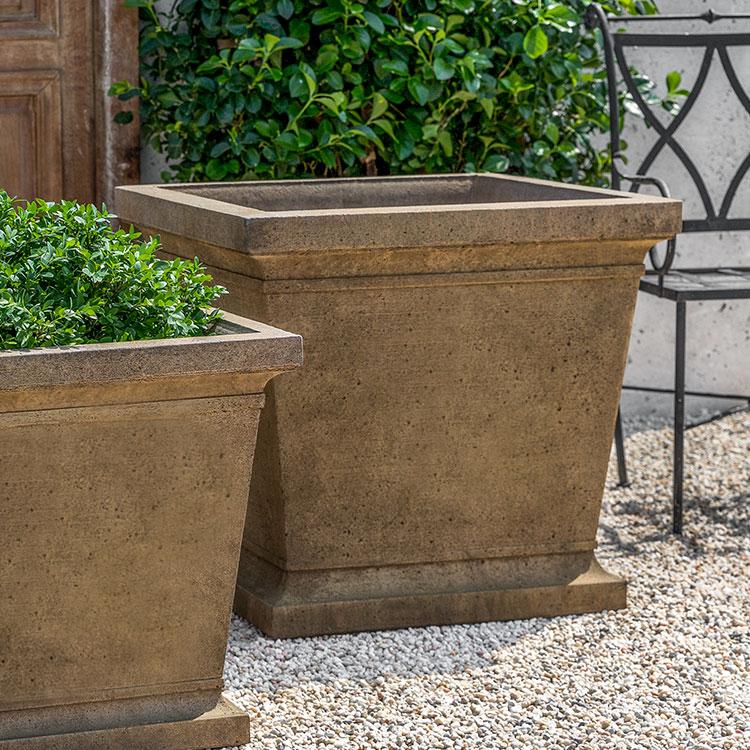 Campania International Madison Planter, Large Urn/Planter Campania International 