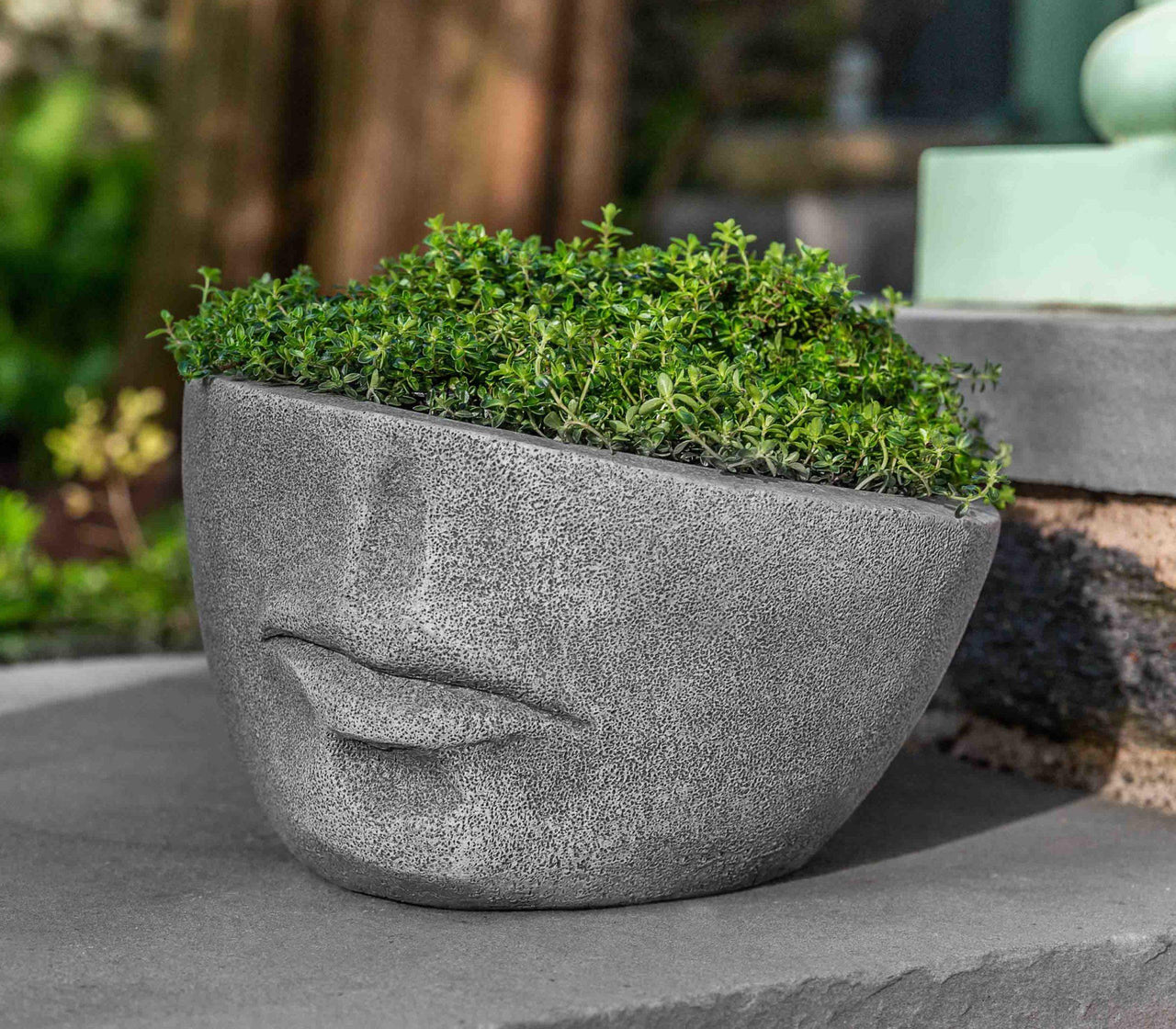 Campania International X-small Faccia Planter Urn/Planter Campania International 